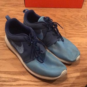 Men’s roshes size 13